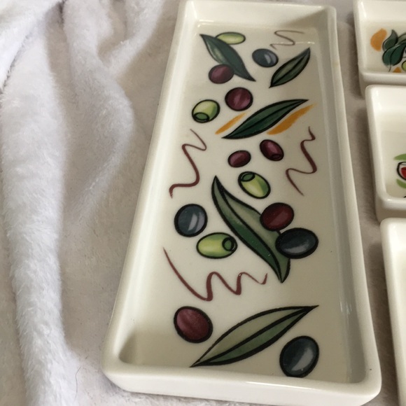 Avon large rectangular ceramic tray with olives. 3 smaller square trays inside - Picture 3 of 6